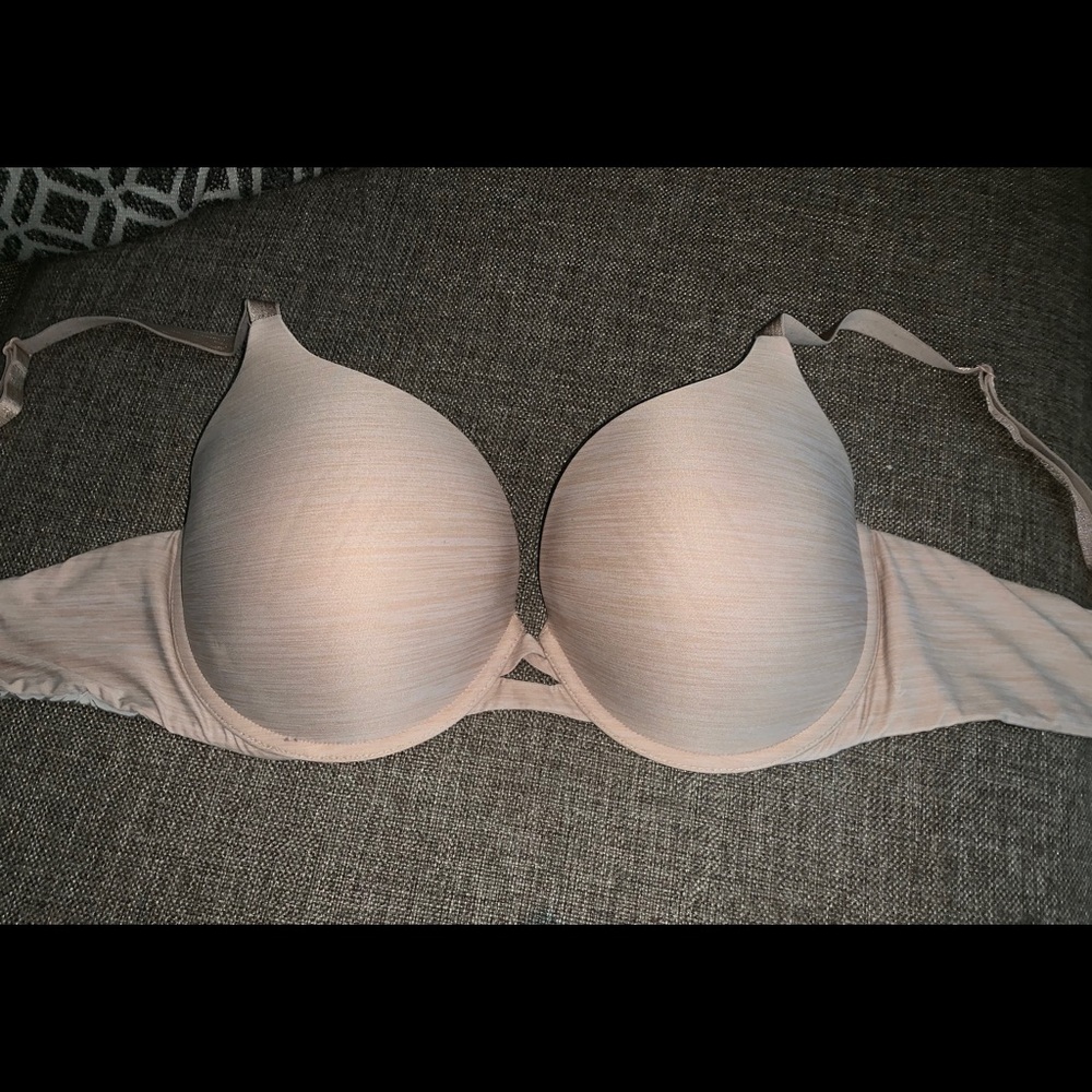 VS - 38D perfect shape bra FINAL PRICE